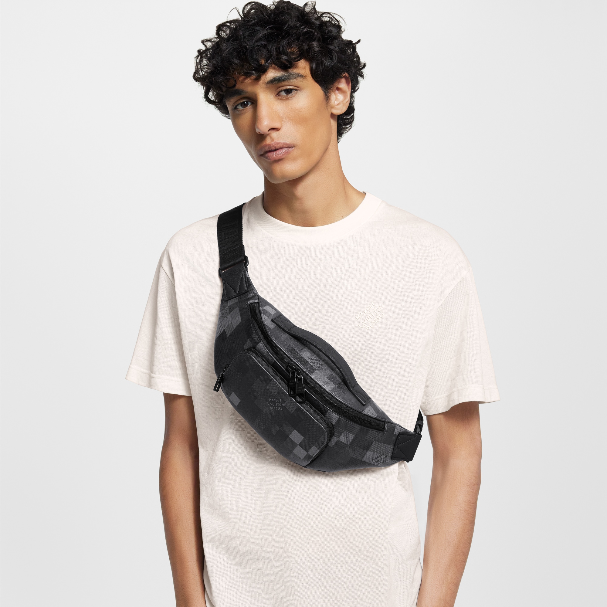 ラッシュ・バムバッグ ダモフラージュ｜ルイ・ヴィトン 公式サイト